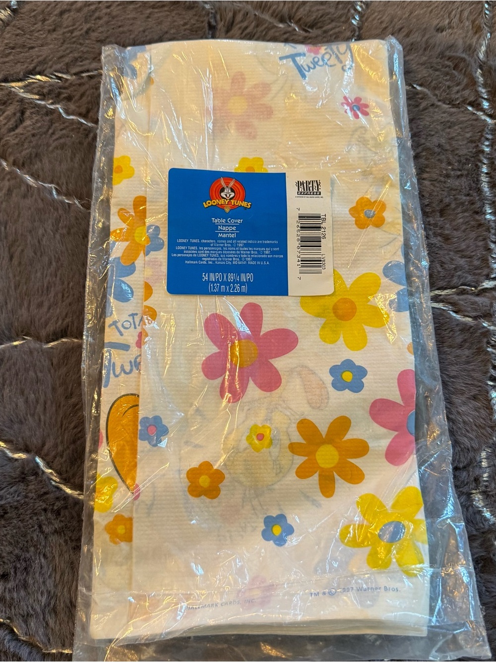 Hallmark Looney Tunes Floral Vintage Paper Table Cover Tweety Bday